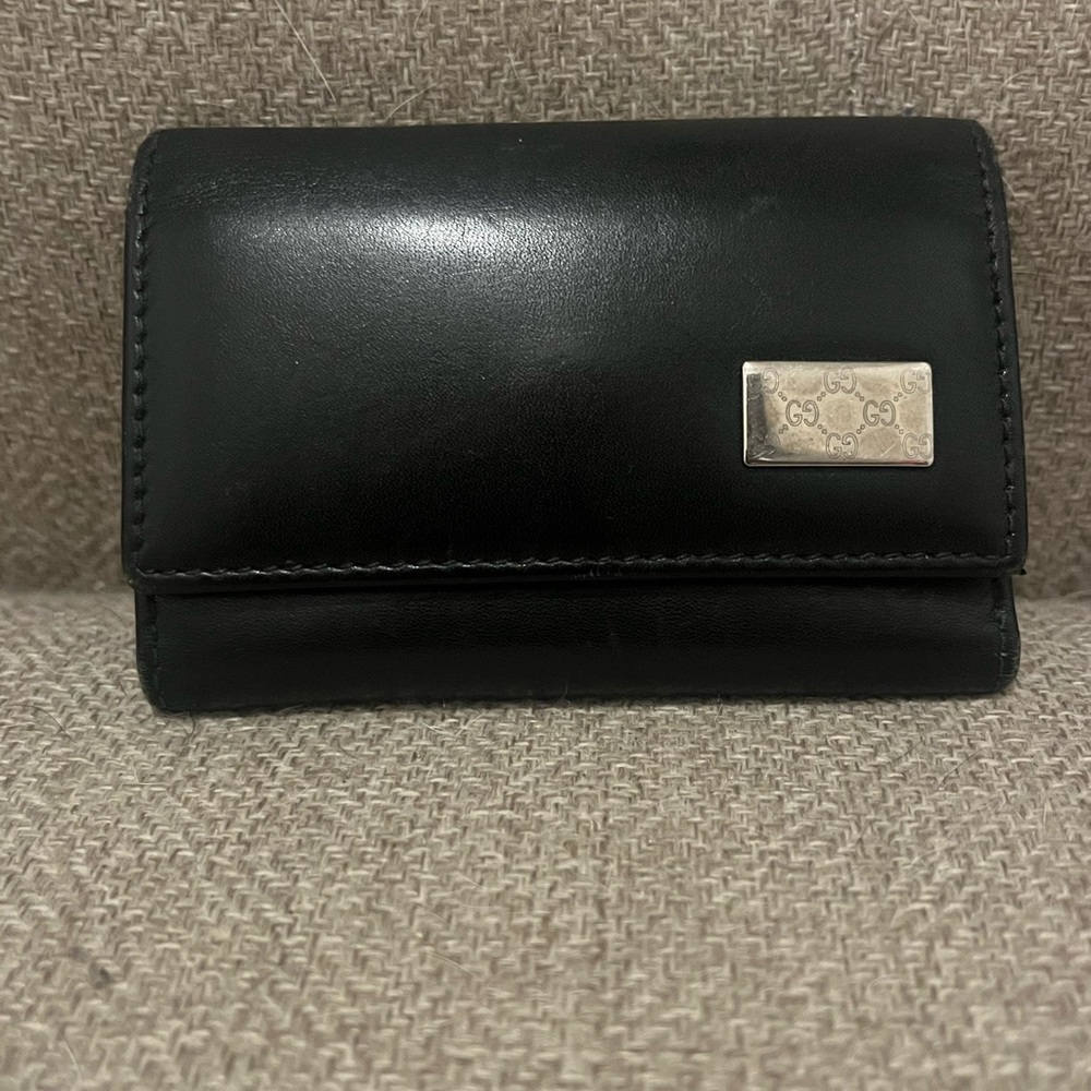 Gucci Black Leather 6 Key Holder